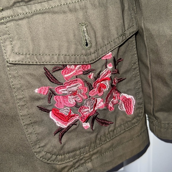Embroidered Utility Jacket - Picture 4 of 6